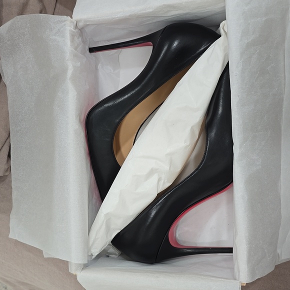 Christian Louboutin Kate 100 Nappa Leather Black Pointy Toe Pumps Heels Size 37 - Picture 11 of 12